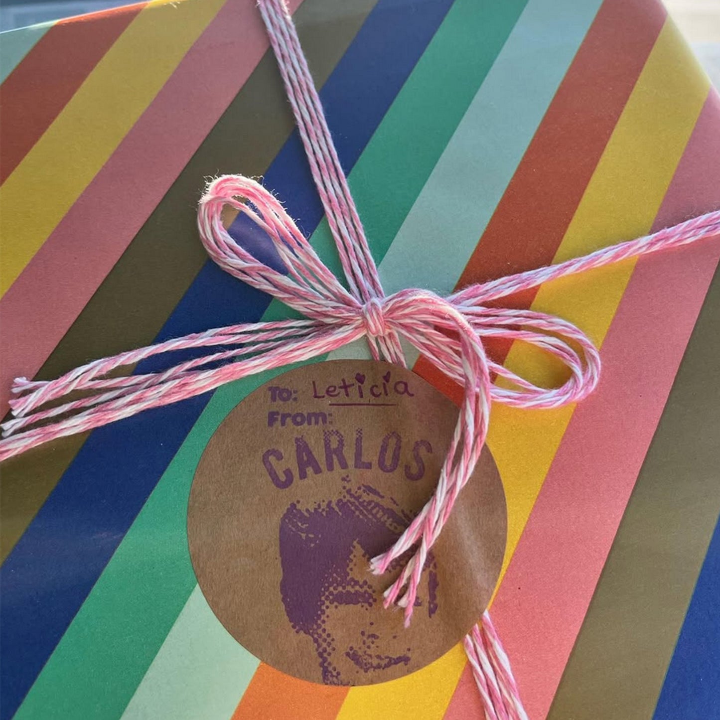 Round craft labels (2.75")